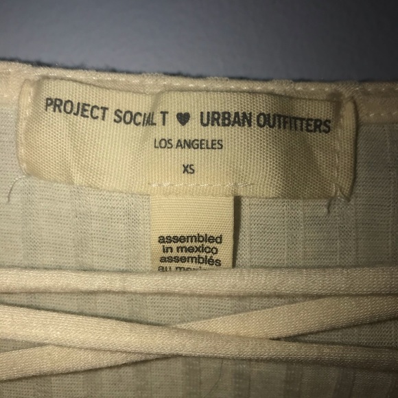 Urban Outfitters Crop Top - Picture 3 of 3